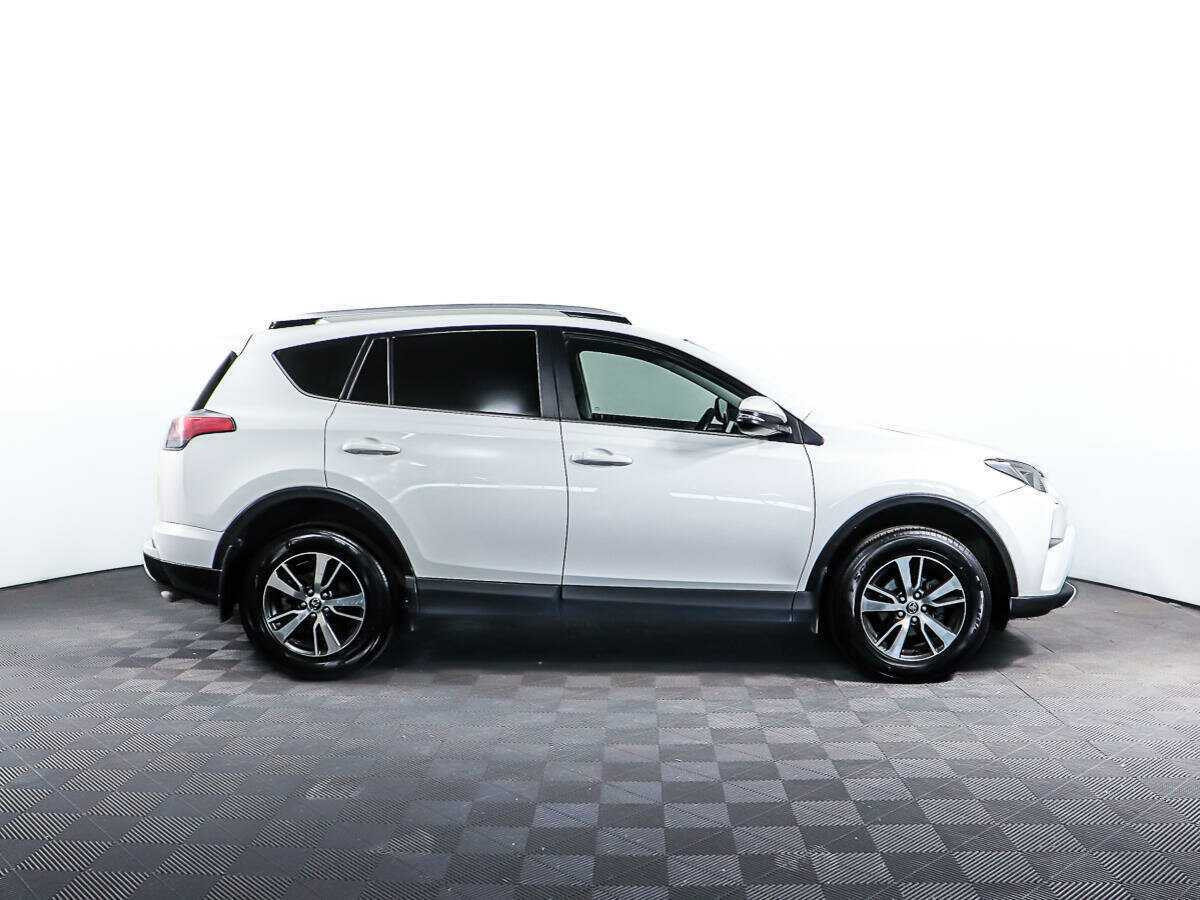 Купить Toyota RAV4, 2017, 118 000 км.. Фото: #3