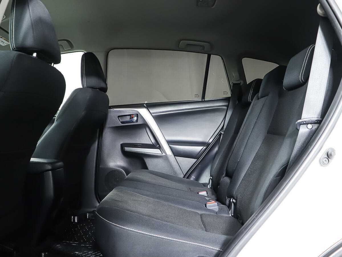 Купить Toyota RAV4, 2017, 118 000 км.. Фото: #9