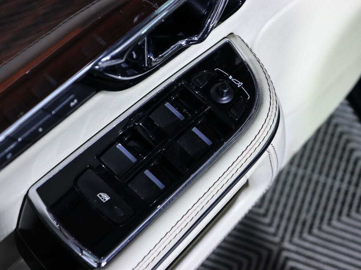 Купить Jaguar XJ, 2014, 73 102 км.. Фото: #24