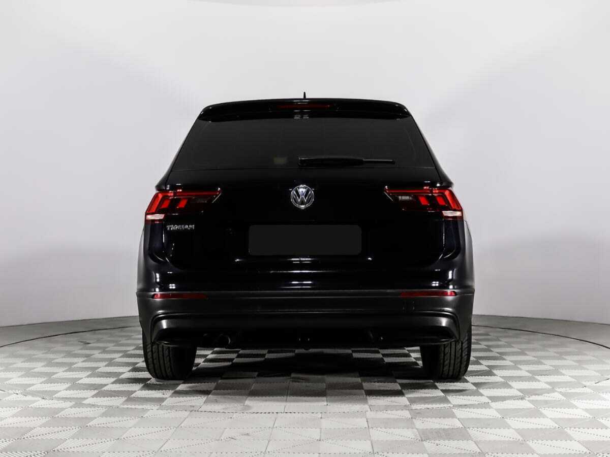 Купить Volkswagen Tiguan, 2020, 111 179 км.. Фото: #3