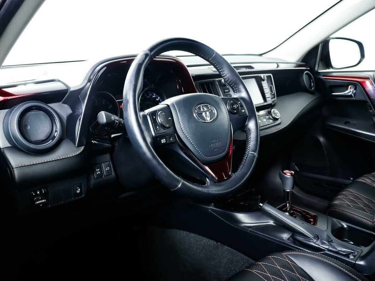 Купить Toyota RAV4, 2017, 63 065 км.. Фото: #12