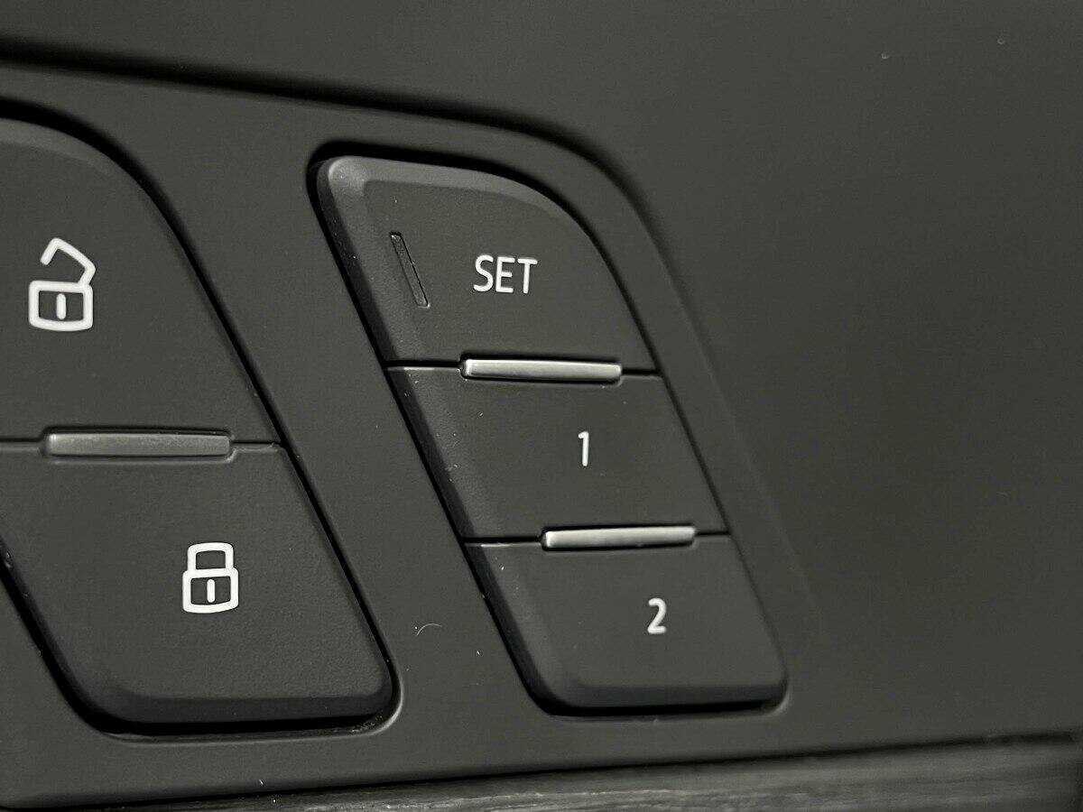 Купить Audi A4, 2018, 67 043 км.. Фото: #14