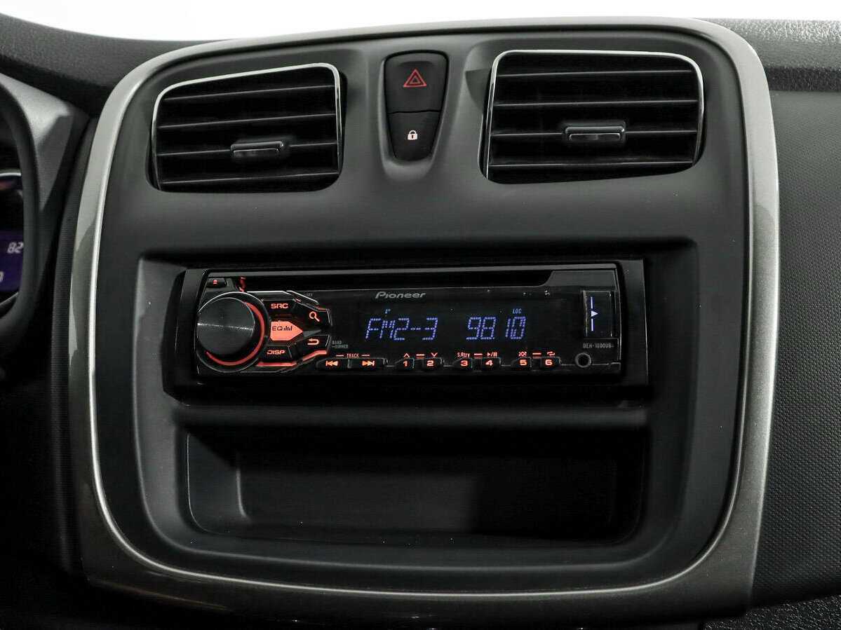 Купить Рено Сандеро, 2016, 80 720 км.. Фото: #13