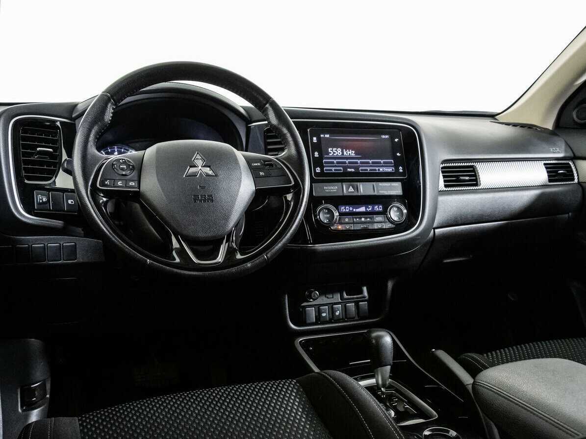 Купить Mitsubishi Outlander, 2018, 120 491 км.. Фото: #10
