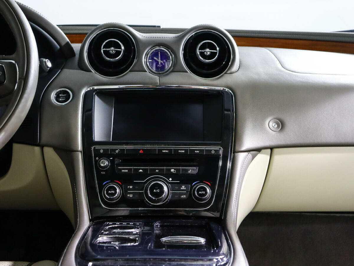 Купить Jaguar XJ, 2012, 147 181 км.. Фото: #10