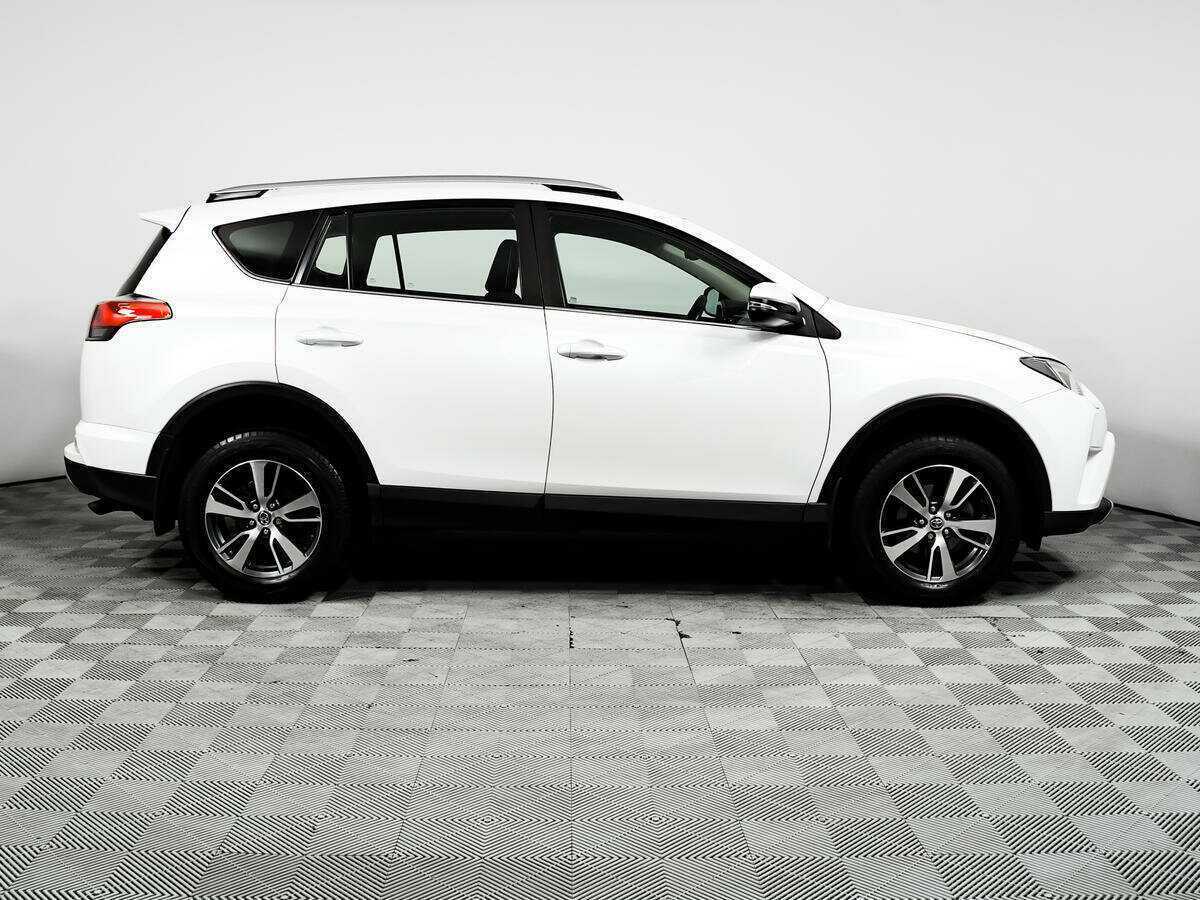 Купить Toyota RAV4, 2018, 56 802 км.. Фото: #3