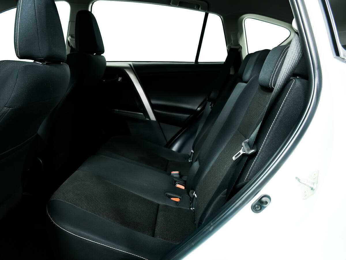 Купить Toyota RAV4, 2018, 56 802 км.. Фото: #11