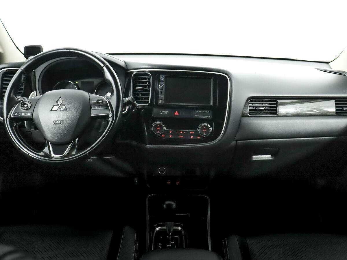 Купить Mitsubishi Outlander, 2017, 153 940 км.. Фото: #10