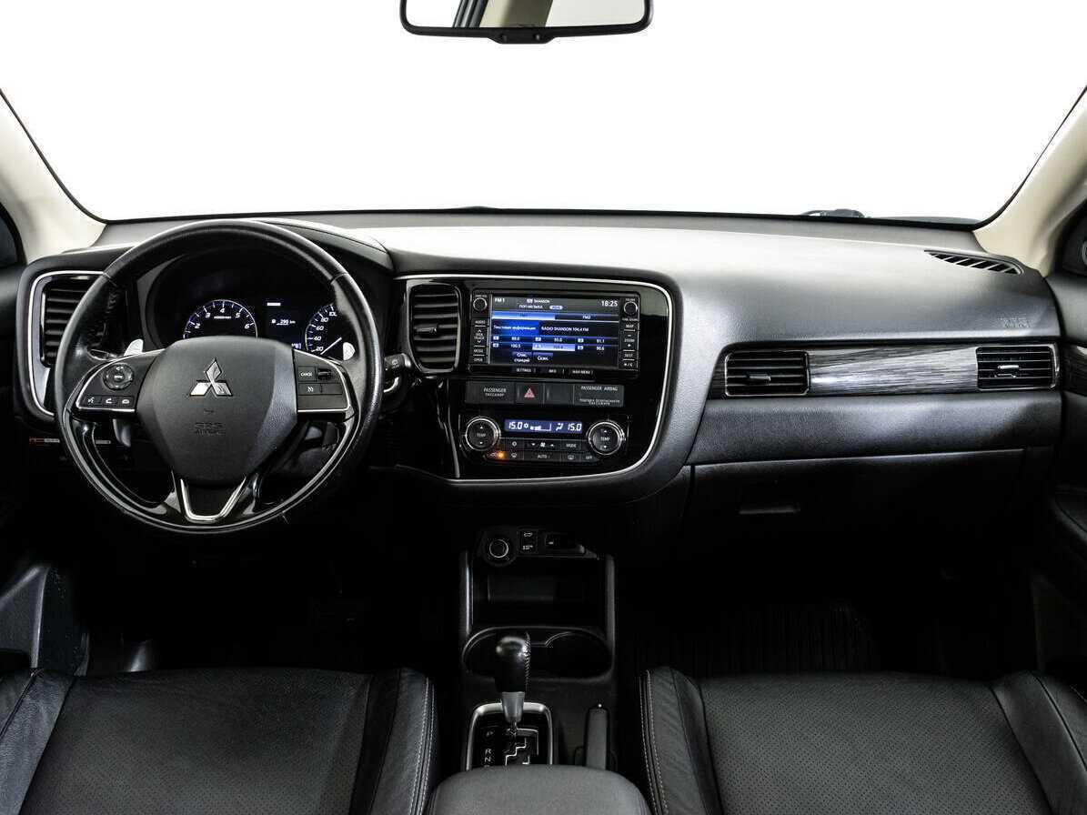 Купить Mitsubishi Outlander, 2016, 152 720 км.. Фото: #9