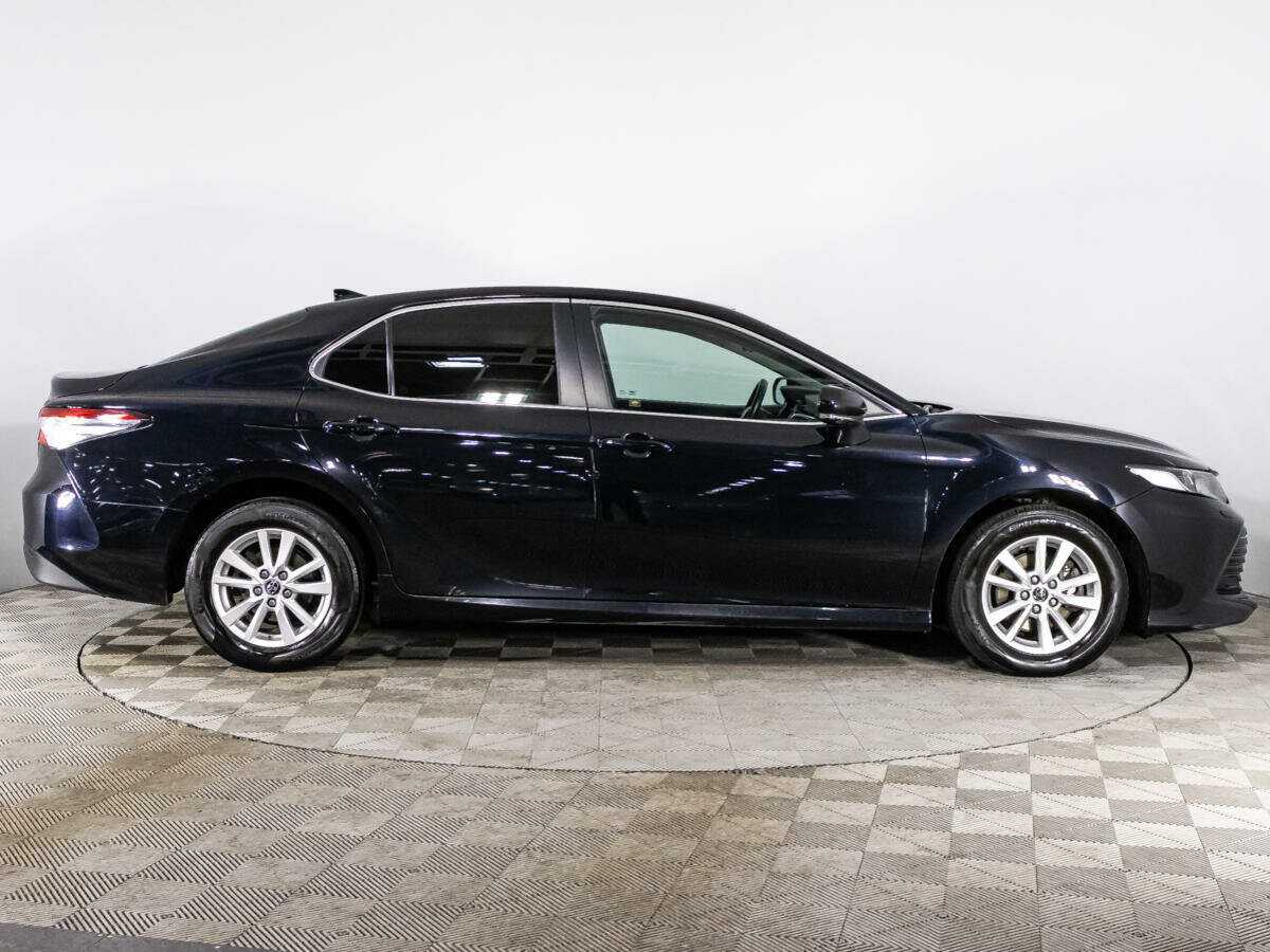Купить Toyota Camry, 2018, 129 599 км.. Фото: #3