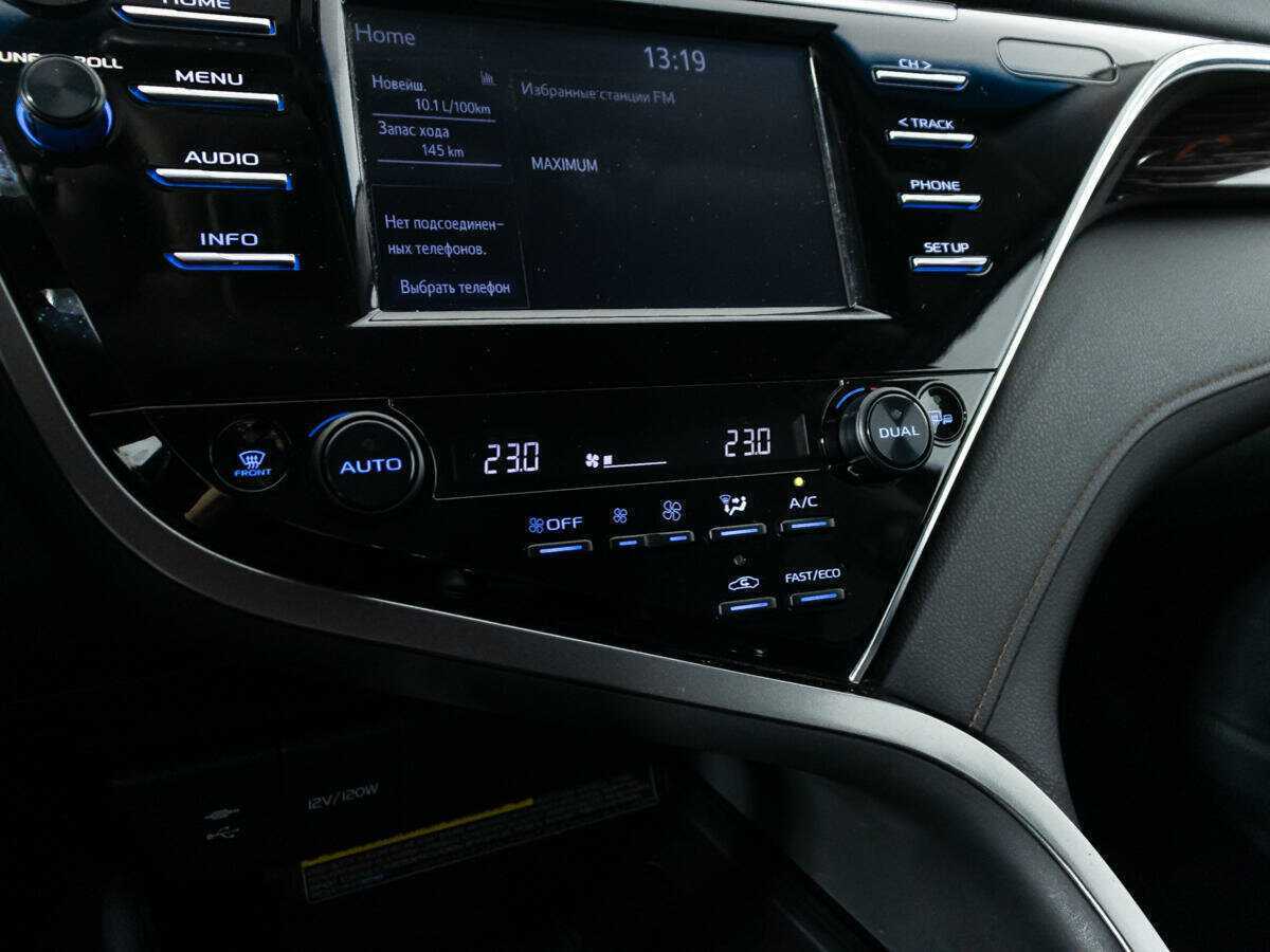 Купить Toyota Camry, 2018, 129 599 км.. Фото: #15