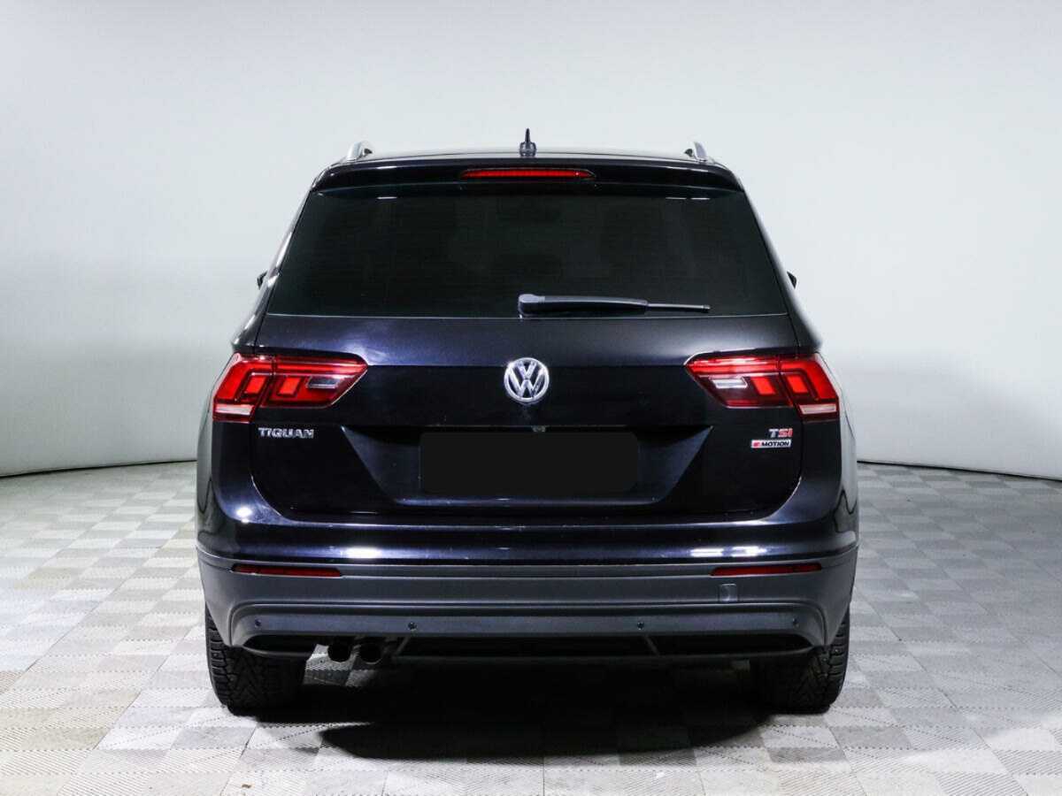 Купить Volkswagen Tiguan, 2018, 48 584 км.. Фото: #4