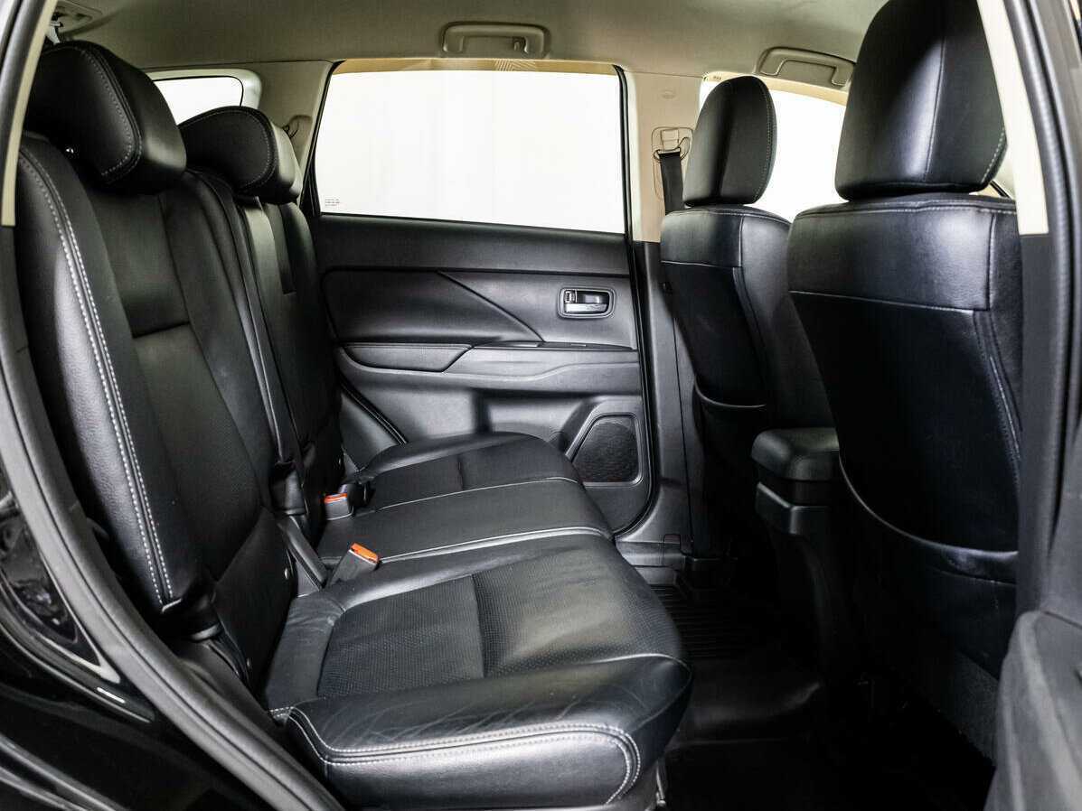 Купить Митсубиши Оутлэндер, 2014, 192 300 км.. Фото: #15