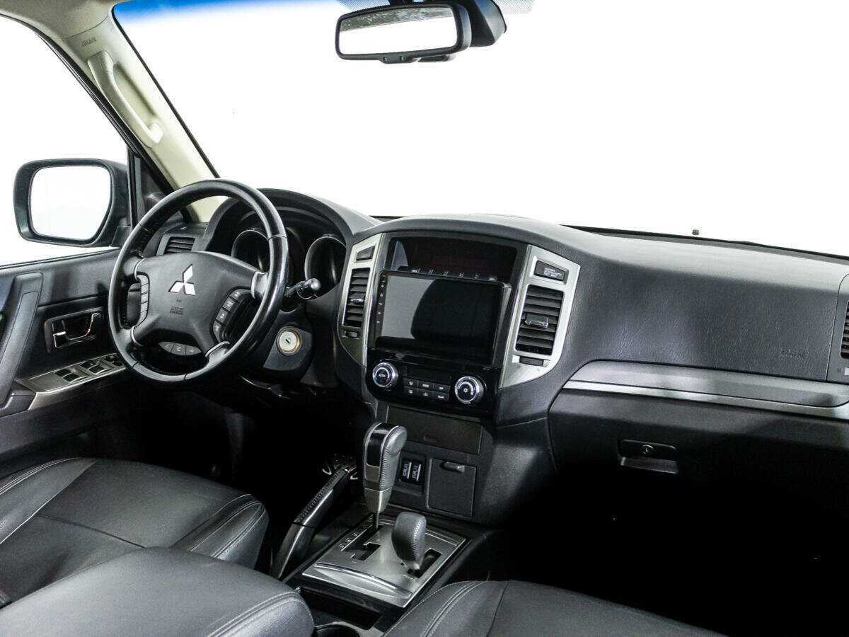 Купить Mitsubishi Pajero, 2015, 126 453 км.. Фото: #8