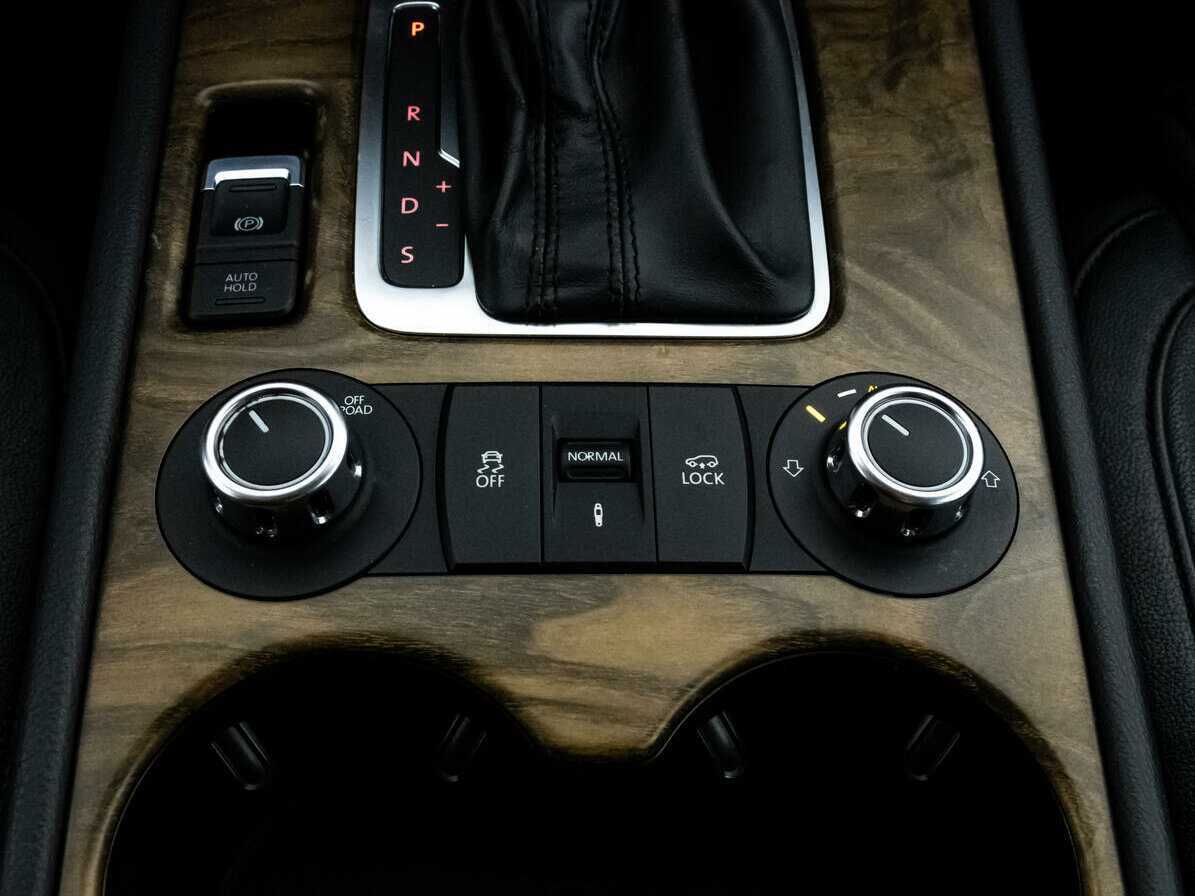 Купить Volkswagen Touareg, 2012, 216 202 км.. Фото: #14