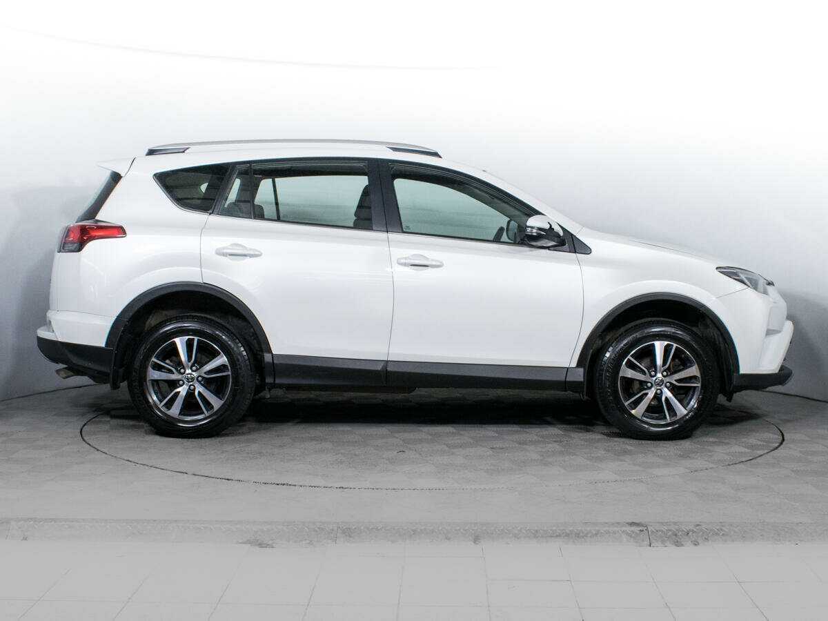 Купить Toyota RAV4, 2019, 105 197 км.. Фото: #3