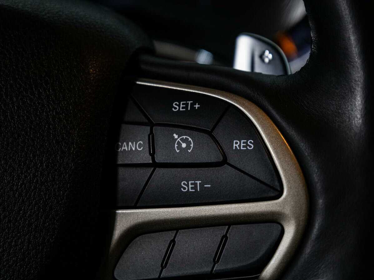 Купить Jeep Grand Cherokee, 2013, 201 993 км.. Фото: #14