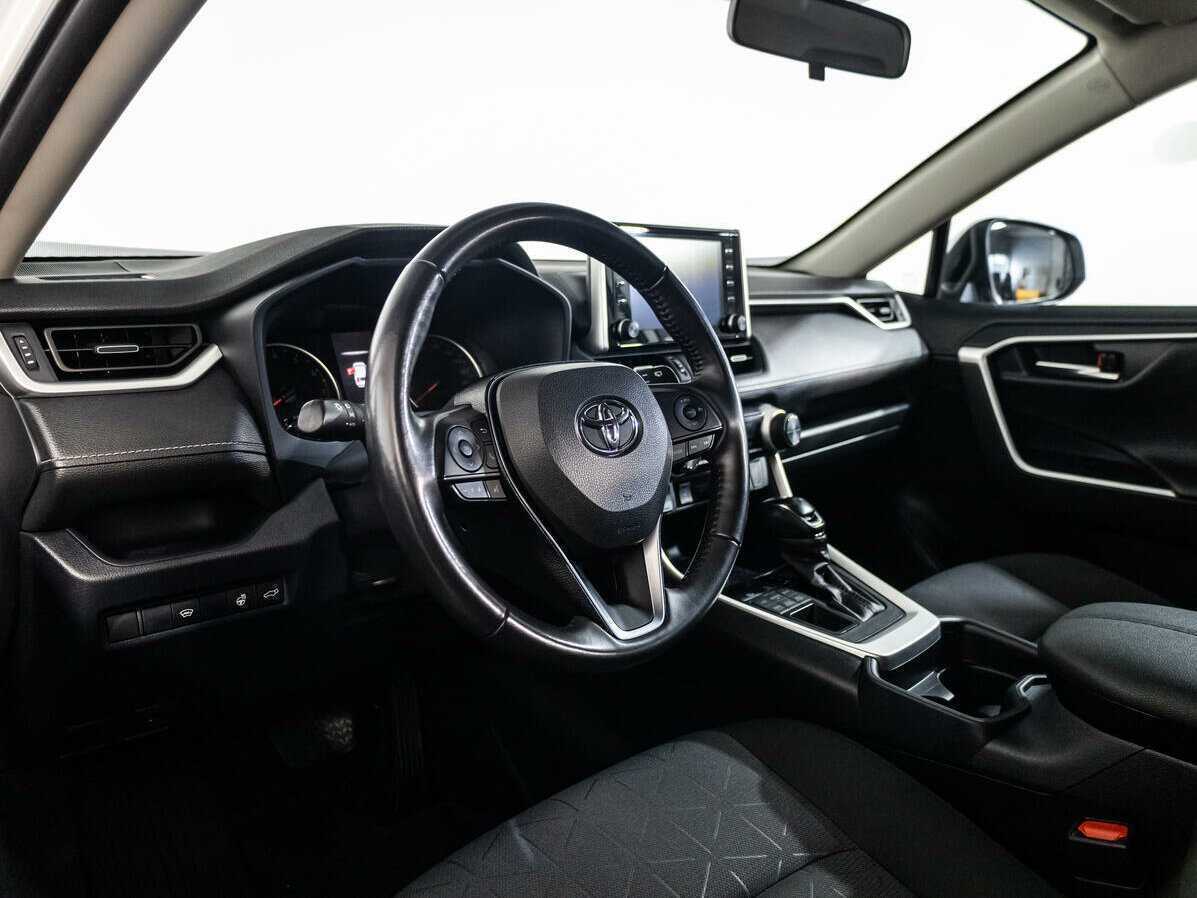 Купить Toyota RAV4, 2020, 63 125 км.. Фото: #9