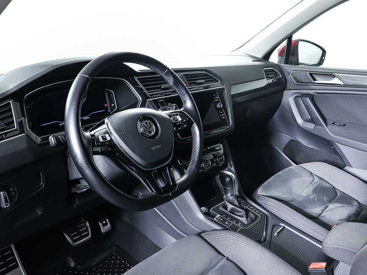 Купить Volkswagen Tiguan, 2019, 122 491 км.. Фото: #11