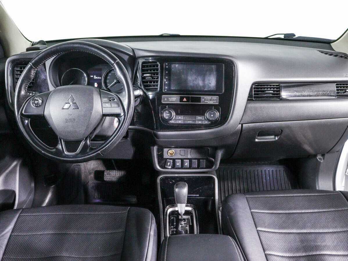 Купить Mitsubishi Outlander, 2019, 116 000 км.. Фото: #9