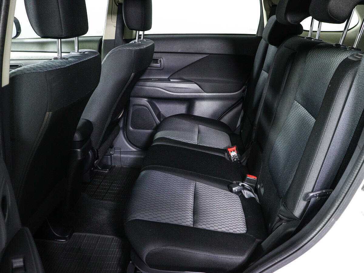 Купить Митсубиши Оутлэндер, 2013, 80 108 км.. Фото: #9