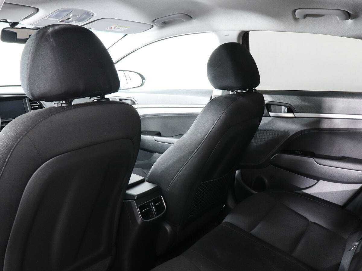 Купить Hyundai Elantra, 2019, 64 555 км.. Фото: #11