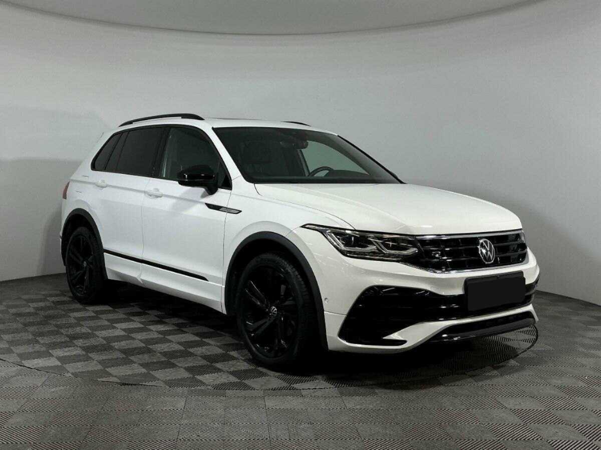 Купить Volkswagen Tiguan, 2021, 31 000 км.. Фото: #2