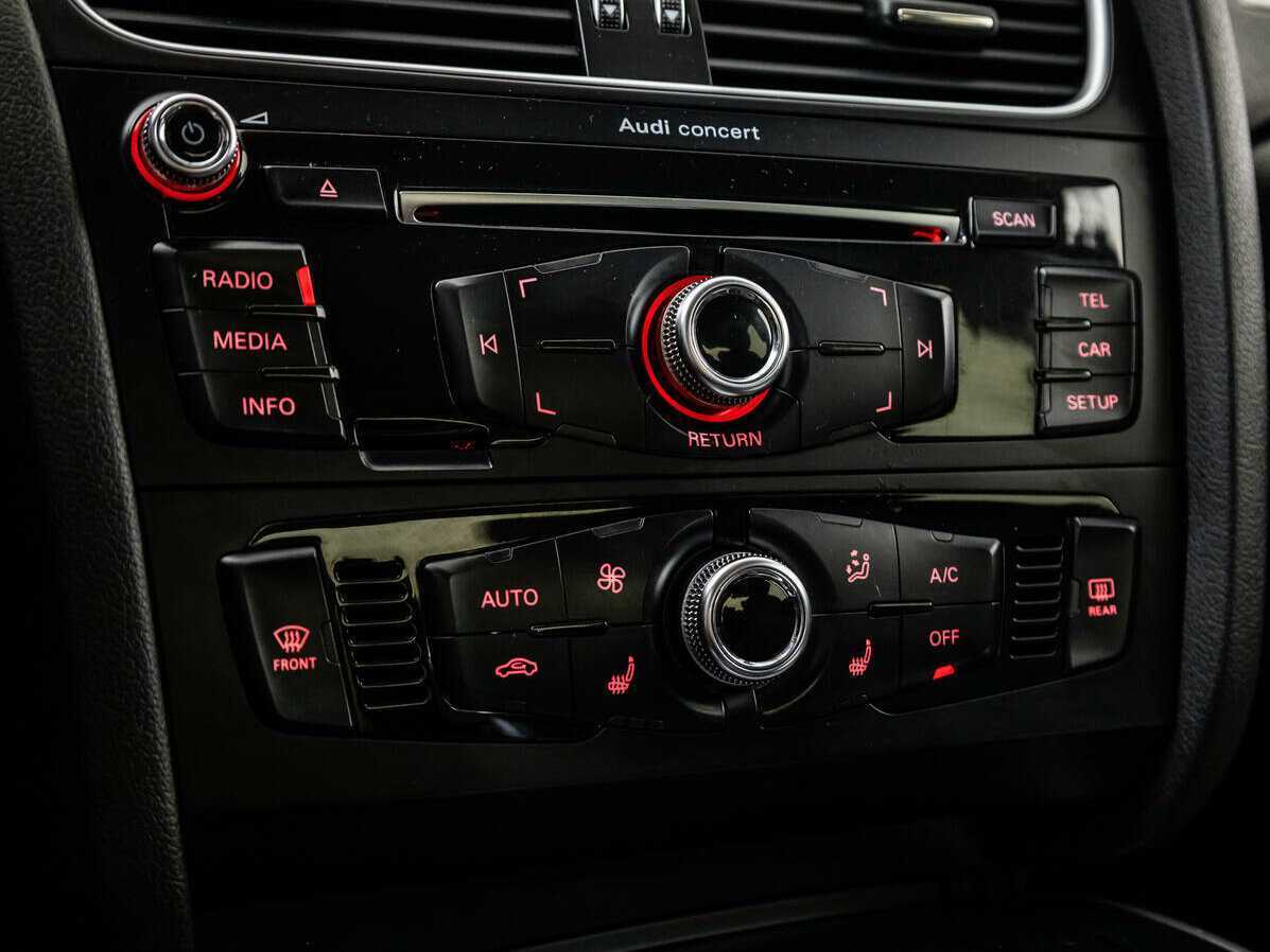 Купить Audi A4, 2014, 199 904 км.. Фото: #14