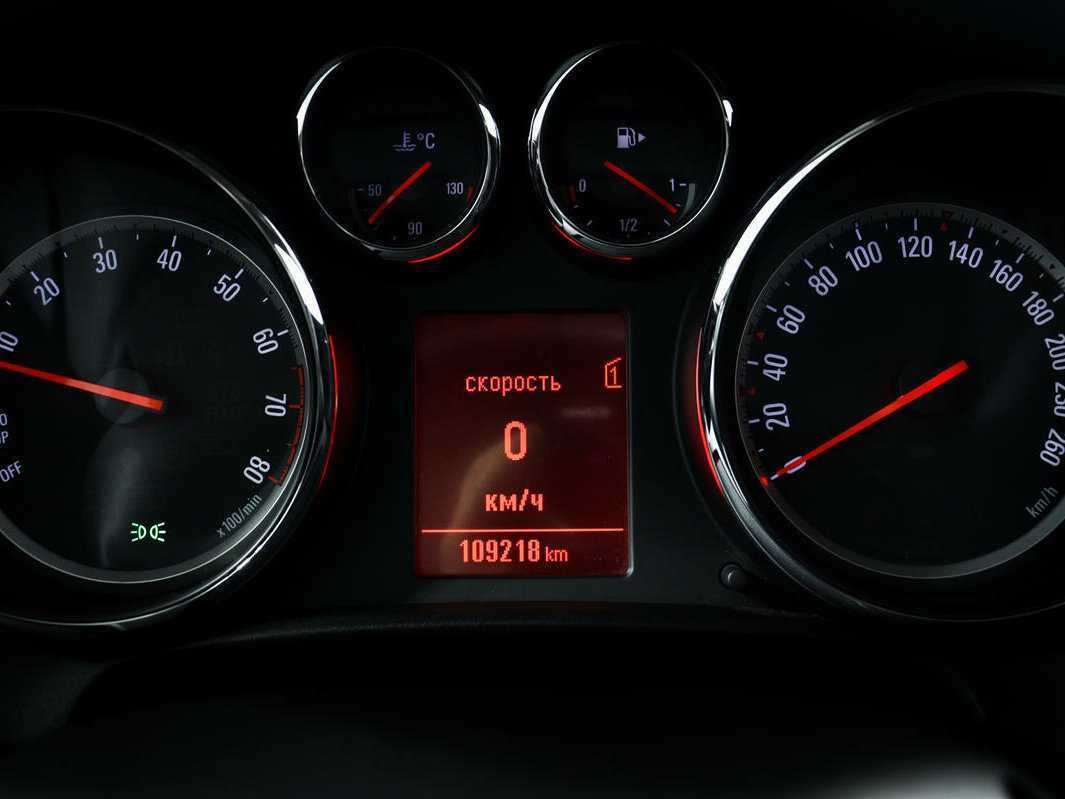 Купить Опель Астра, 2012, 109 000 км.. Фото: #9