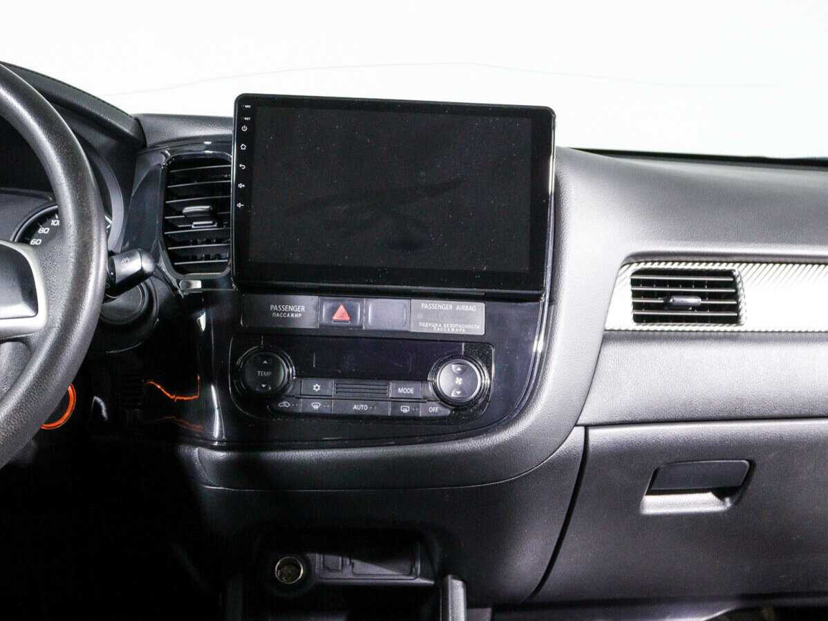 Купить Митсубиши Оутлэндер, 2015, 70 200 км.. Фото: #10