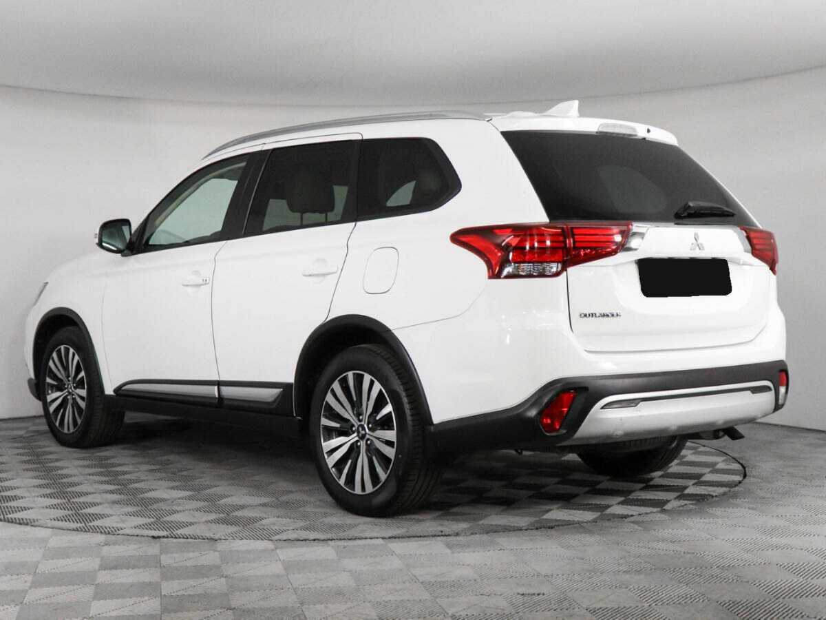 Купить Mitsubishi Outlander, 2021, 48 353 км.. Фото: #6