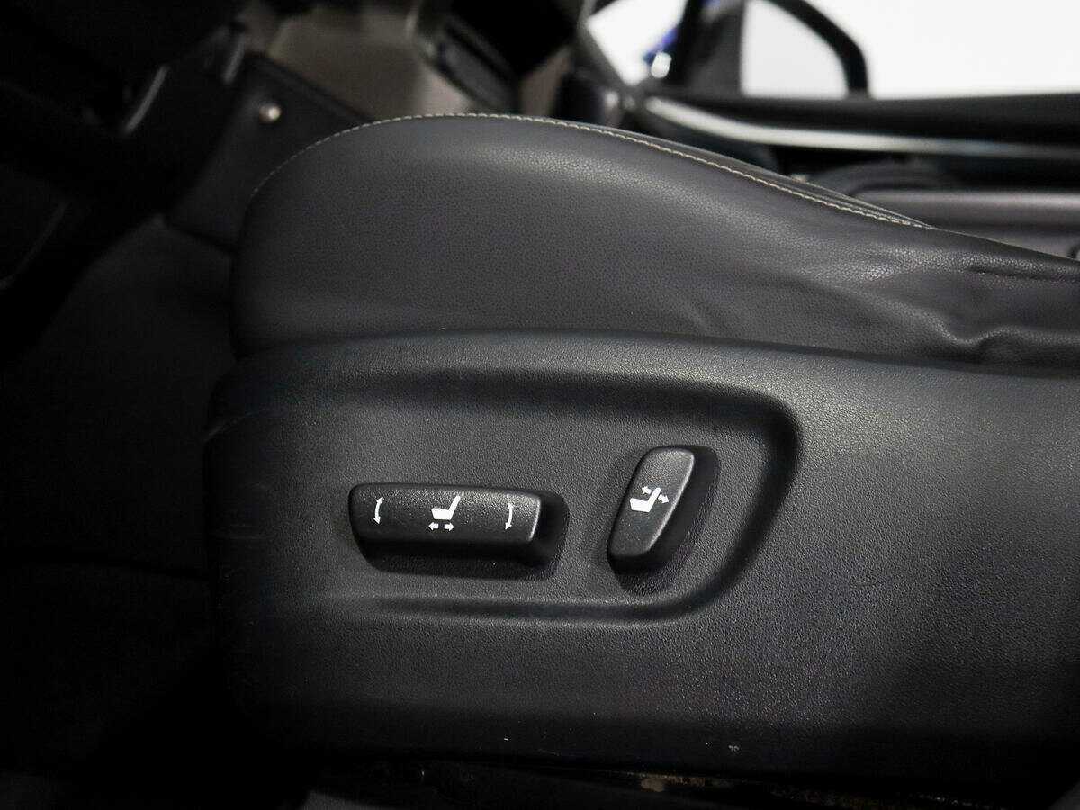 Купить Lexus NX, 2016, 67 736 км.. Фото: #9