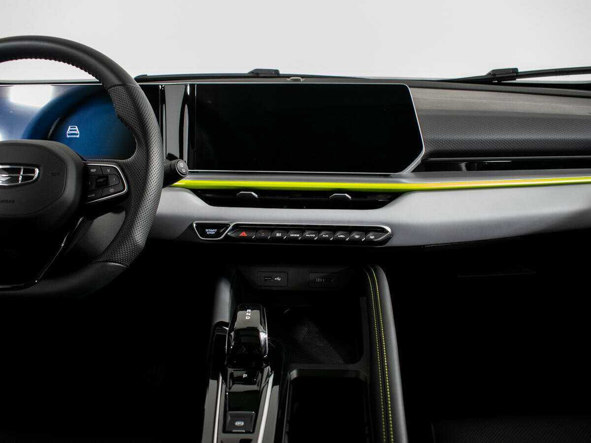 Купить Geely Coolray, 2023, 6 700 км.. Фото: #8