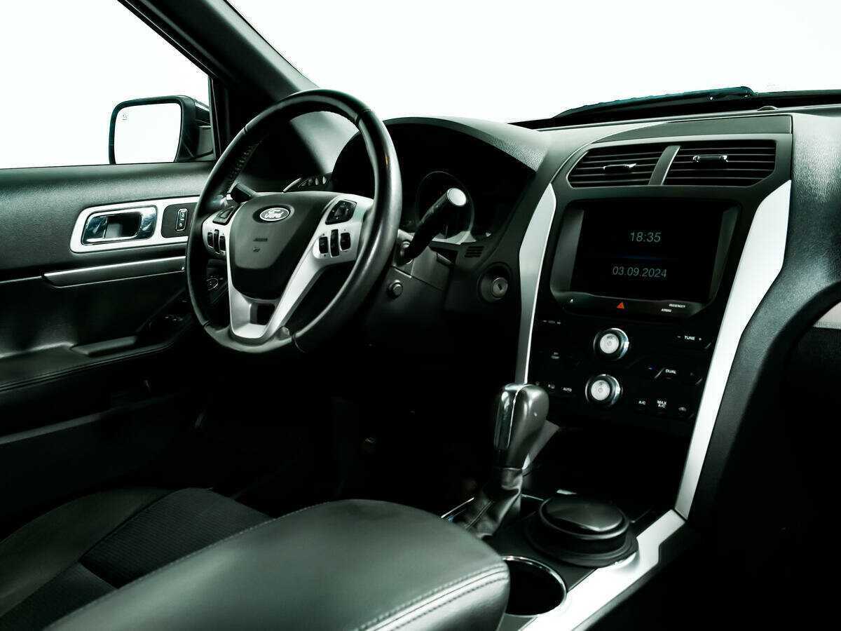 Купить Ford Explorer, 2013, 58 900 км.. Фото: #8
