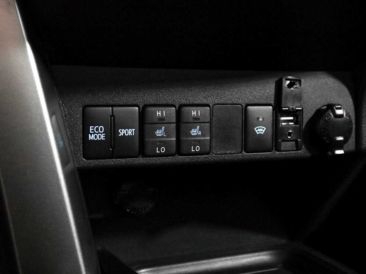 Купить Toyota RAV4, 2016, 105 059 км.. Фото: #12