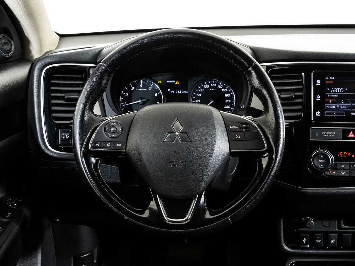 Купить Mitsubishi Outlander, 2019, 75 292 км.. Фото: #9