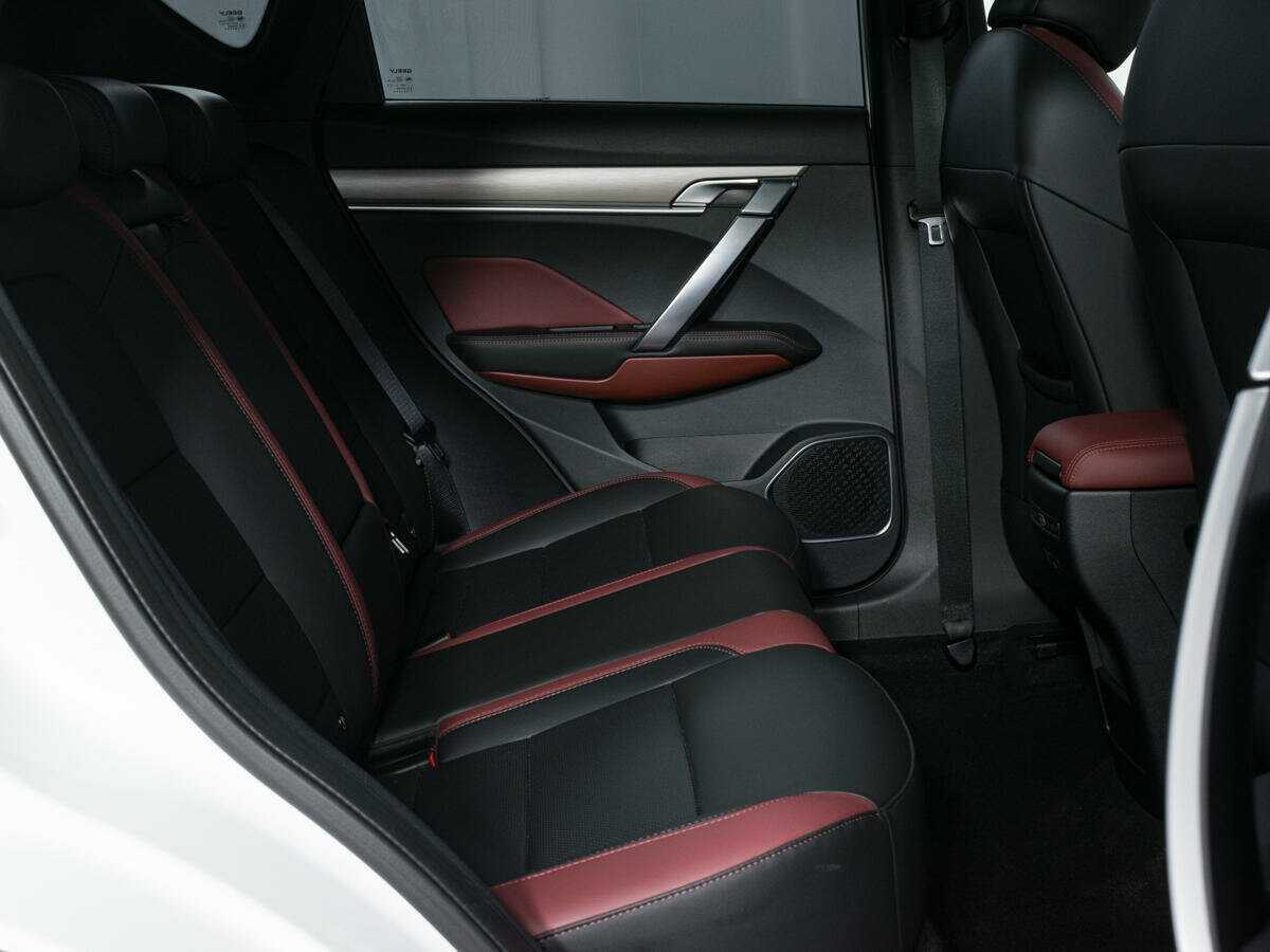 Купить Geely Coolray, 2023, 18 404 км.. Фото: #11