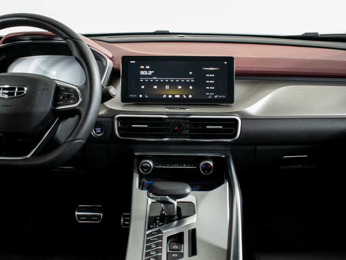 Купить Джили Кулрэй, 2022, 30 000 км.. Фото: #10