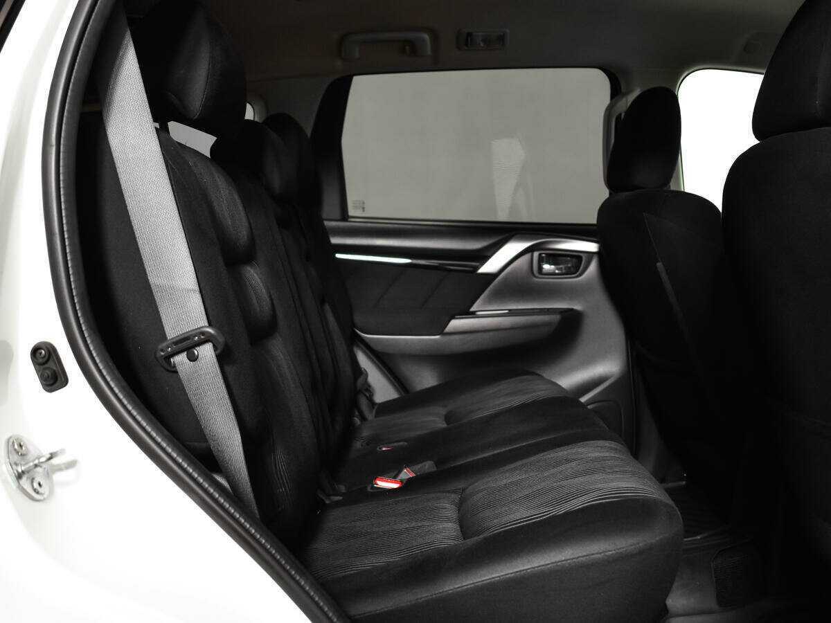 Купить Mitsubishi Pajero Sport, 2017, 127 467 км.. Фото: #9