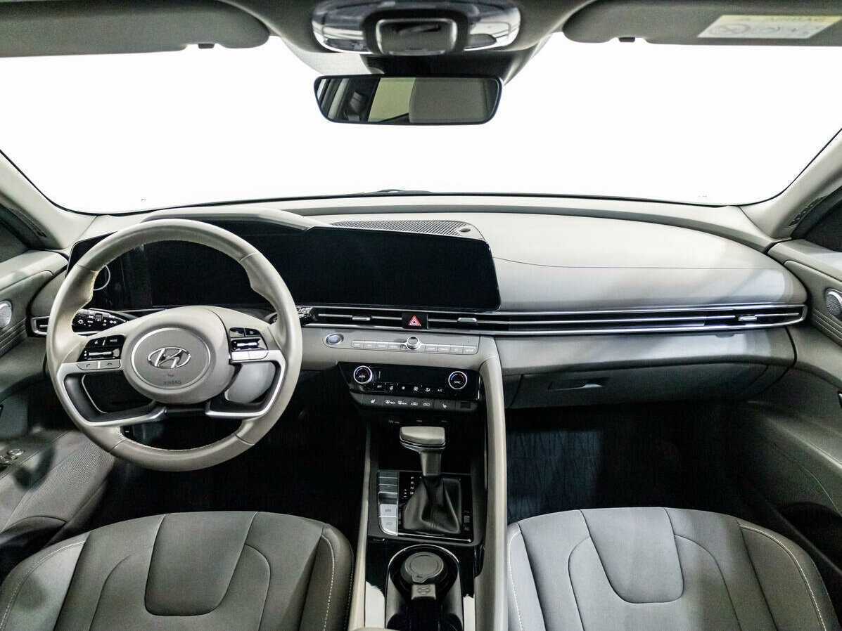 Купить Hyundai Elantra, 2021, 55 478 км.. Фото: #11