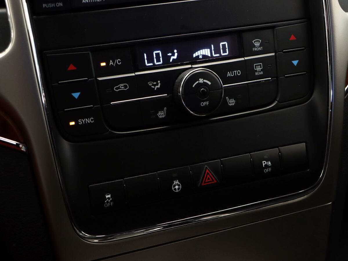 Купить Jeep Grand Cherokee, 2012, 225 500 км.. Фото: #15