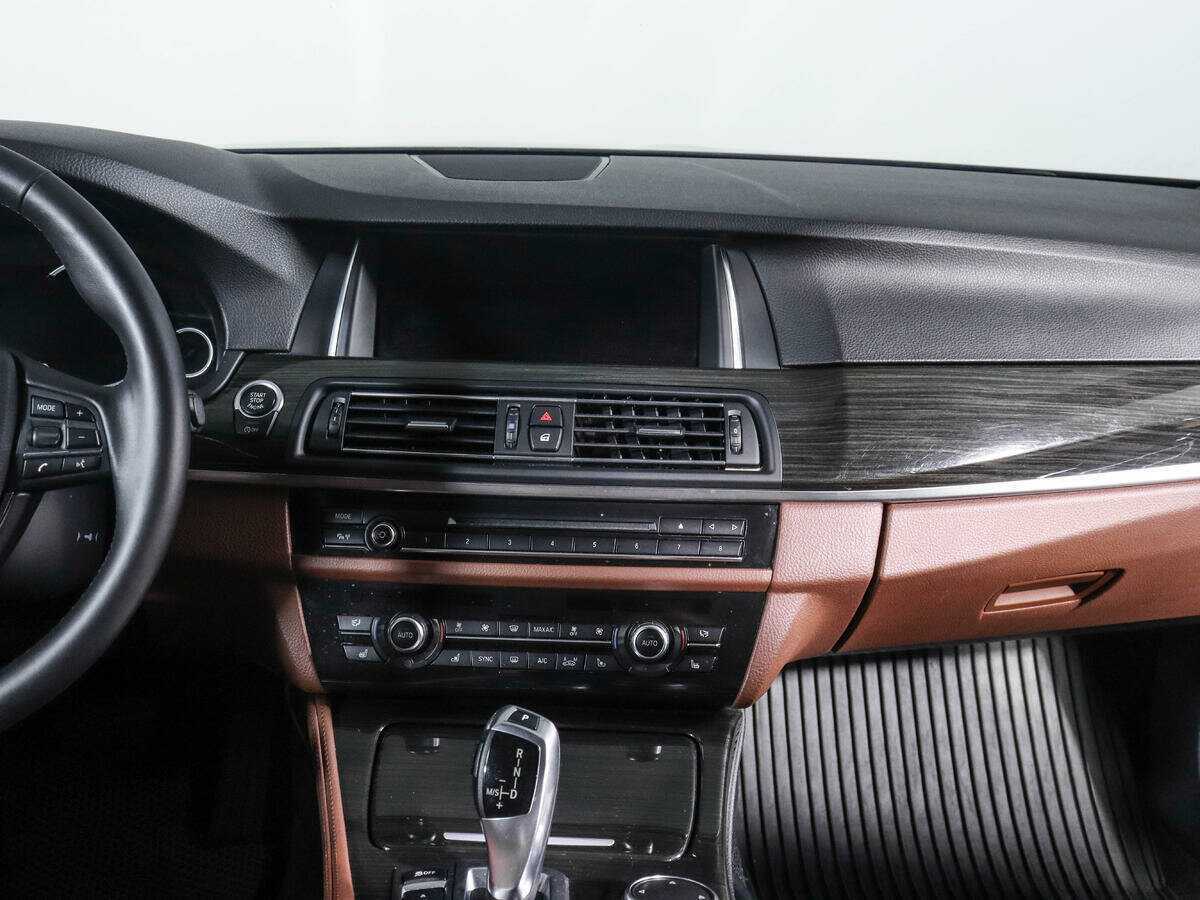 Купить BMW 5 серии, 2016, 112 878 км.. Фото: #12