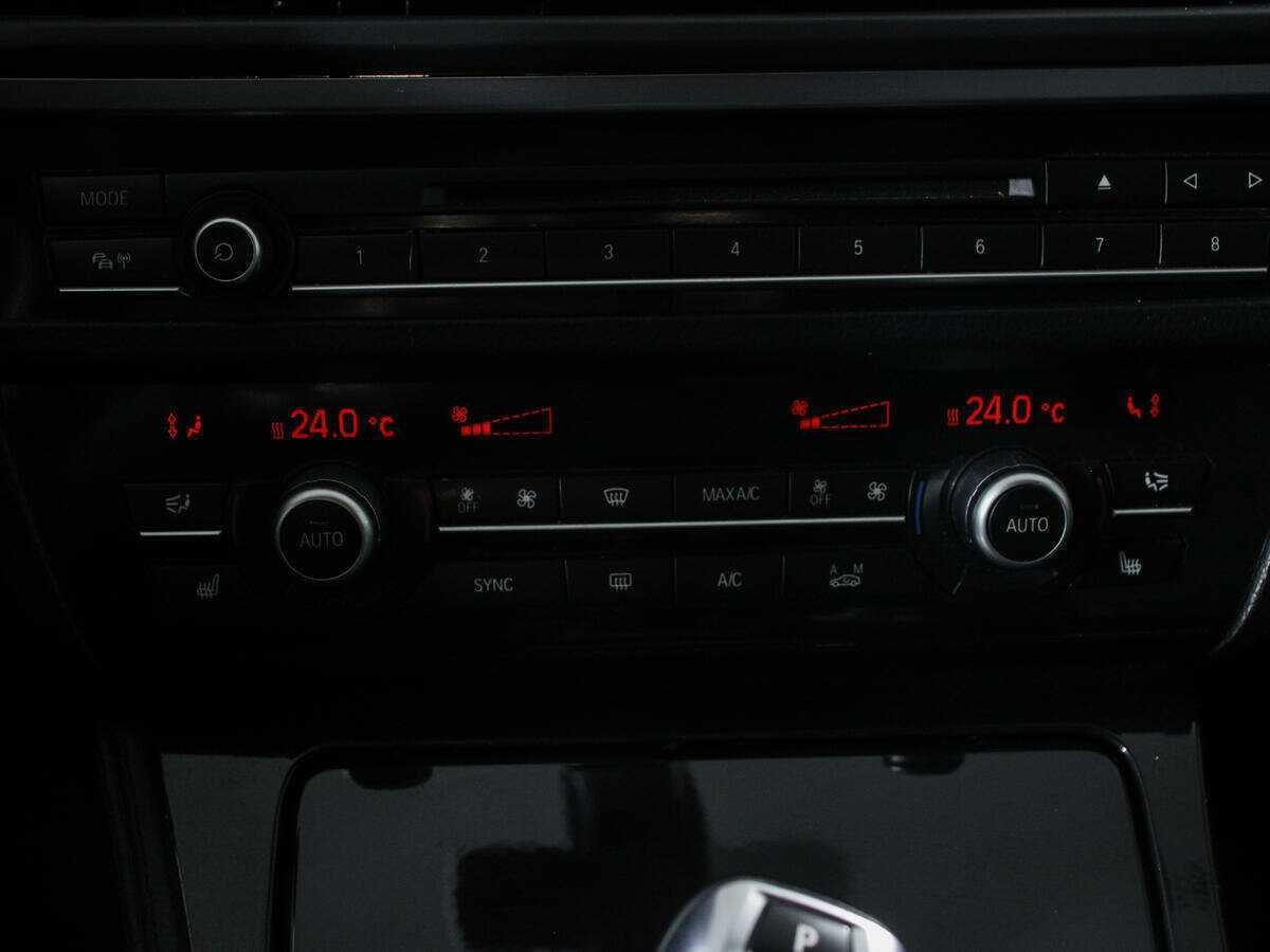 Купить BMW 5 серии, 2013, 235 185 км.. Фото: #8