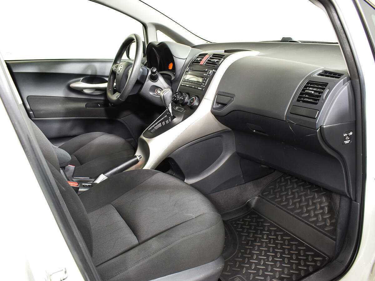 Купить Тойота Аурис, 2012, 93 081 км.. Фото: #7