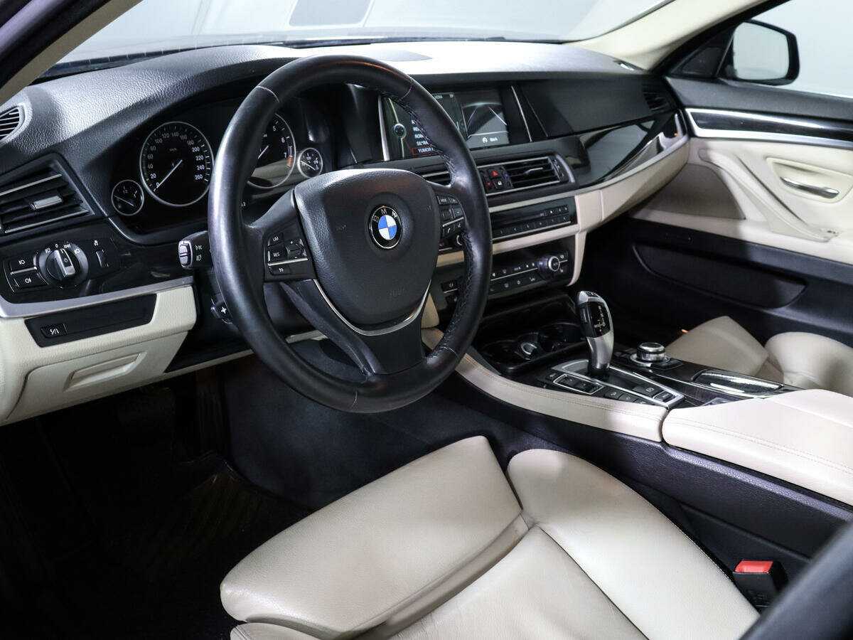 Купить BMW 5 серии, 2012, 116 498 км.. Фото: #12