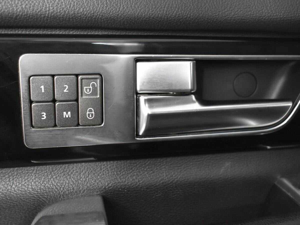 Купить Land Rover Discovery, 2014, 223 435 км.. Фото: #17