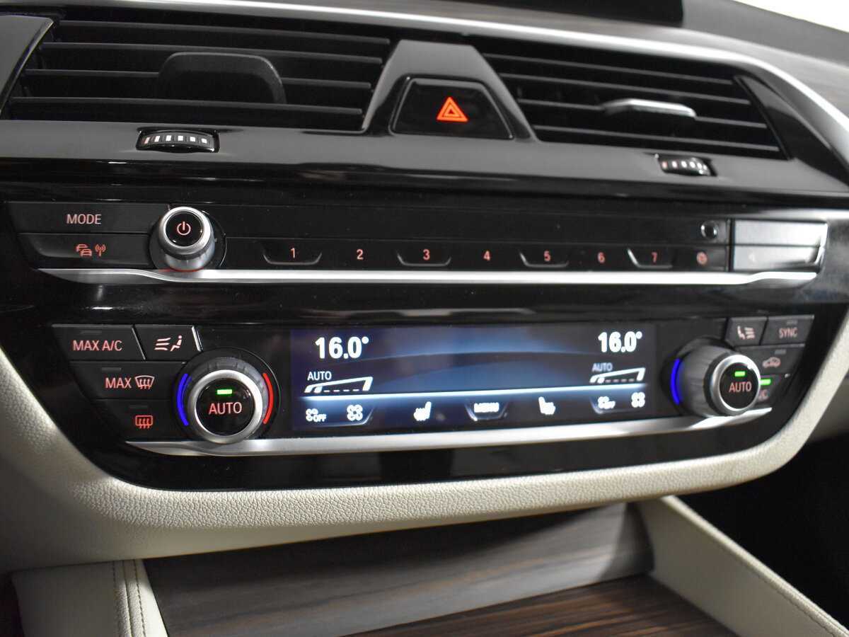 Купить BMW 5 серии, 2019, 166 000 км.. Фото: #20