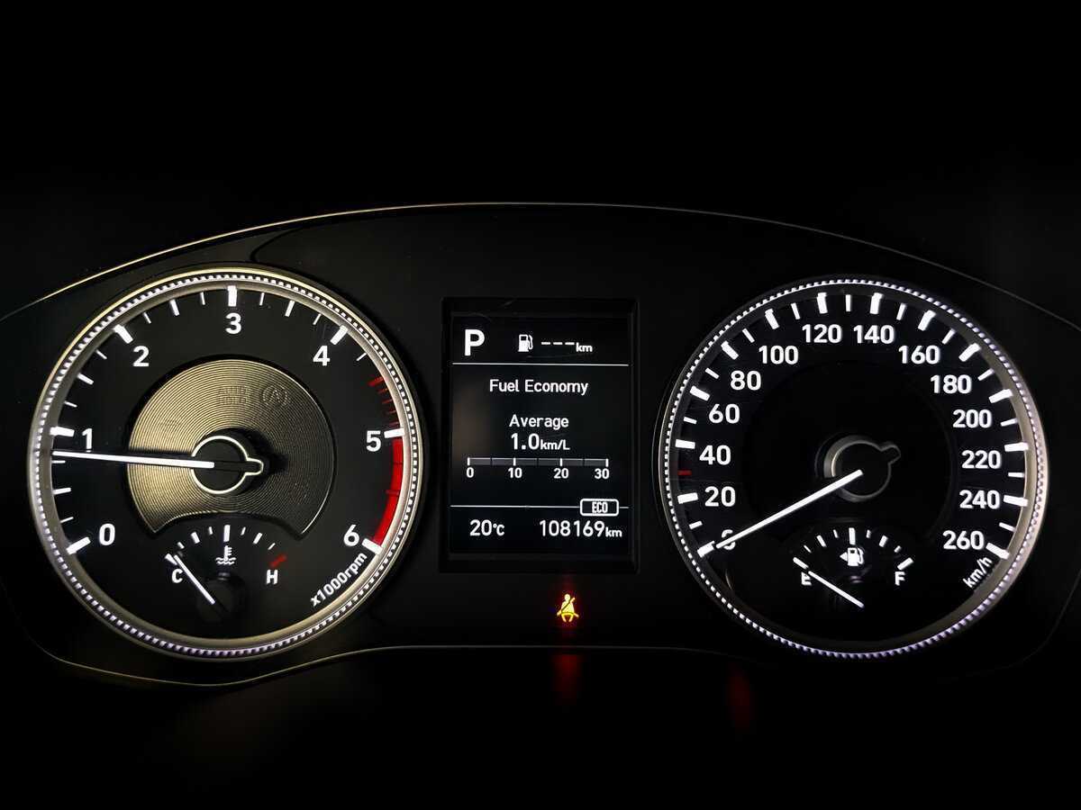 Купить Hyundai Santa Fe, 2018, 106 000 км.. Фото: #10