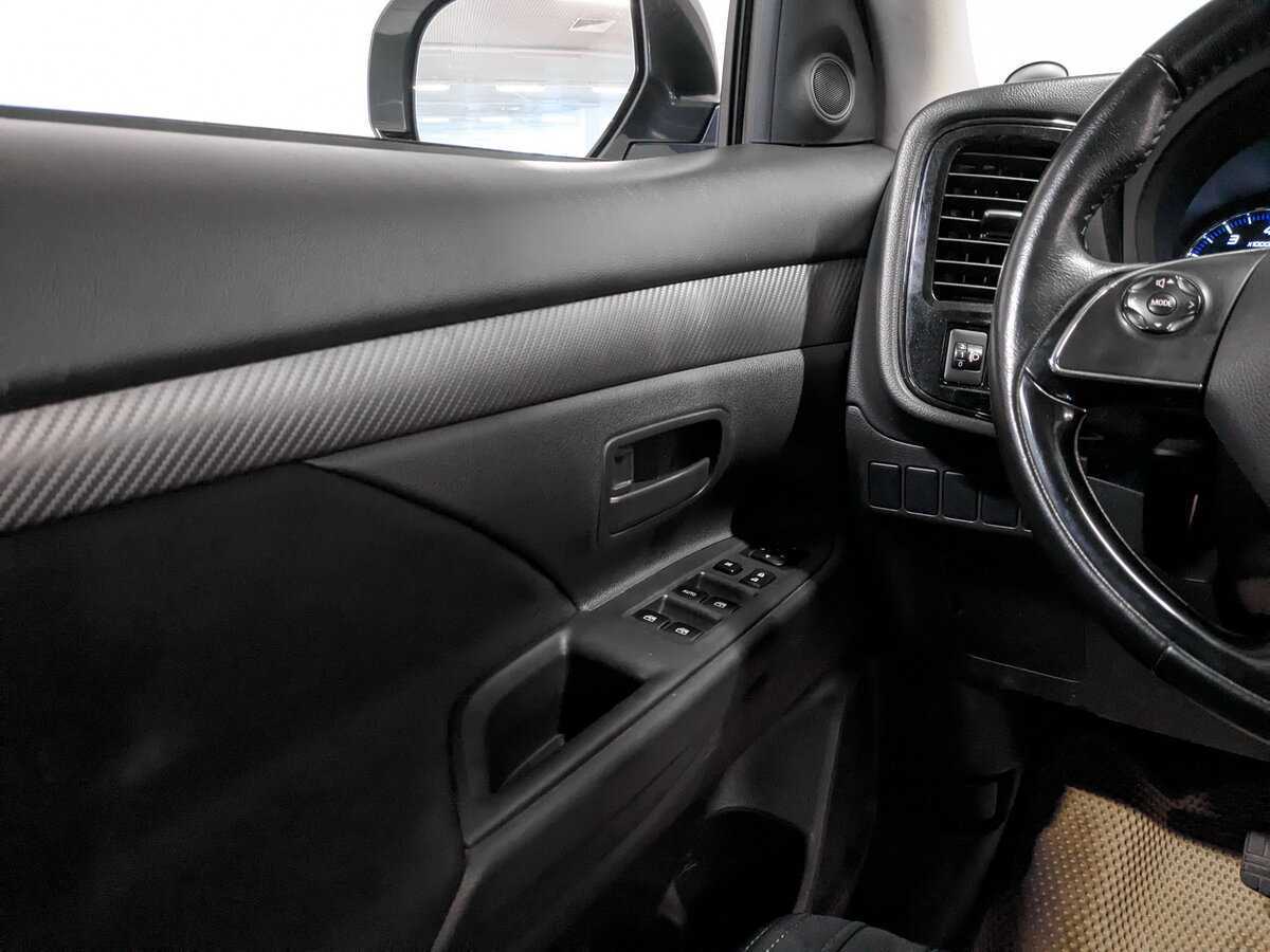 Купить Митсубиши Оутлэндер, 2017, 129 844 км.. Фото: #16