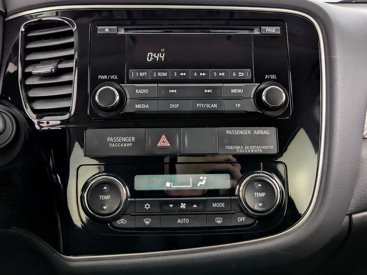 Купить Митсубиши Оутлэндер, 2014, 129 909 км.. Фото: #12